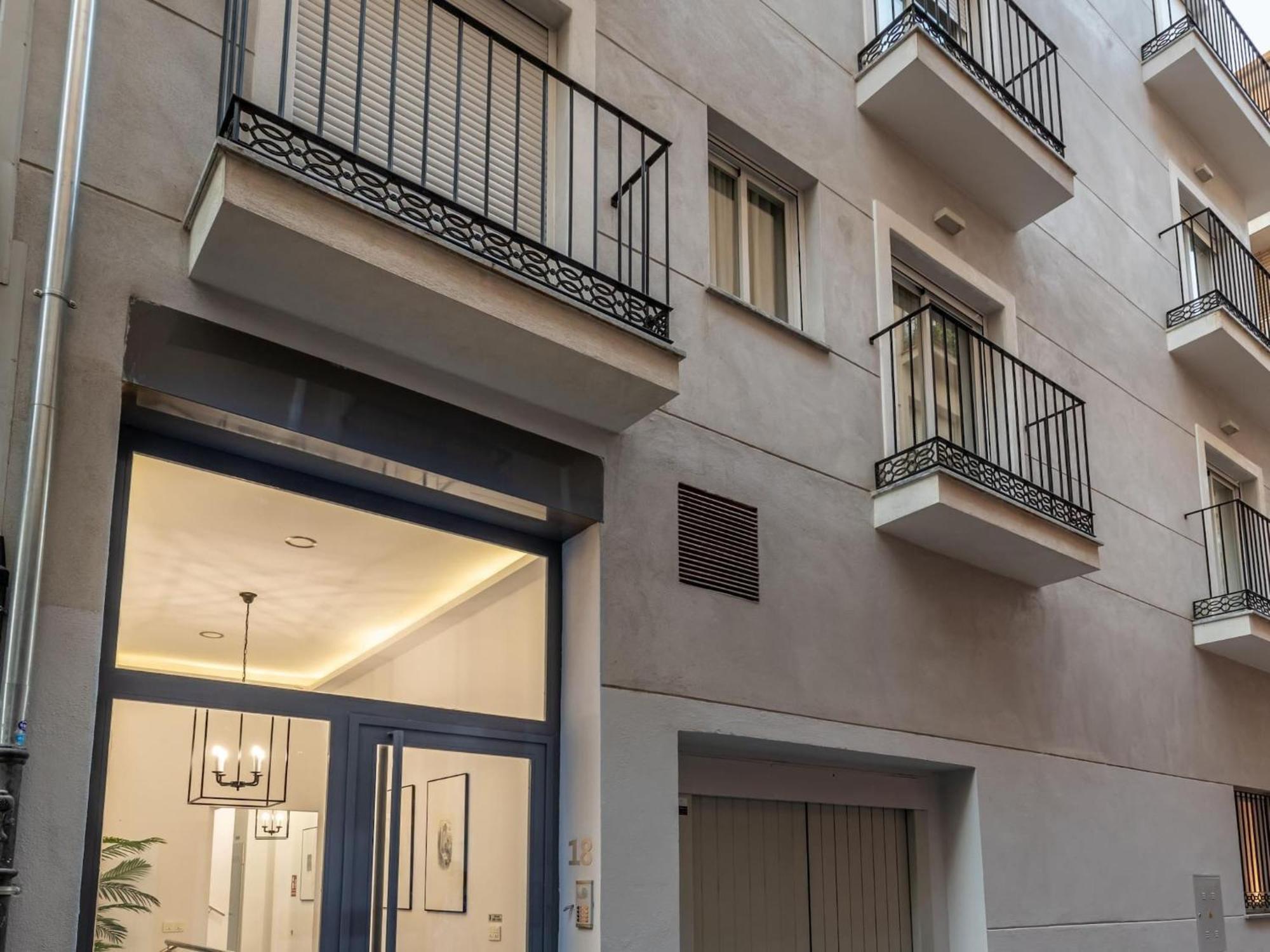 Central Stylish And Elegant 1 & 2 Bedroom Apartment II Гранада Экстерьер фото